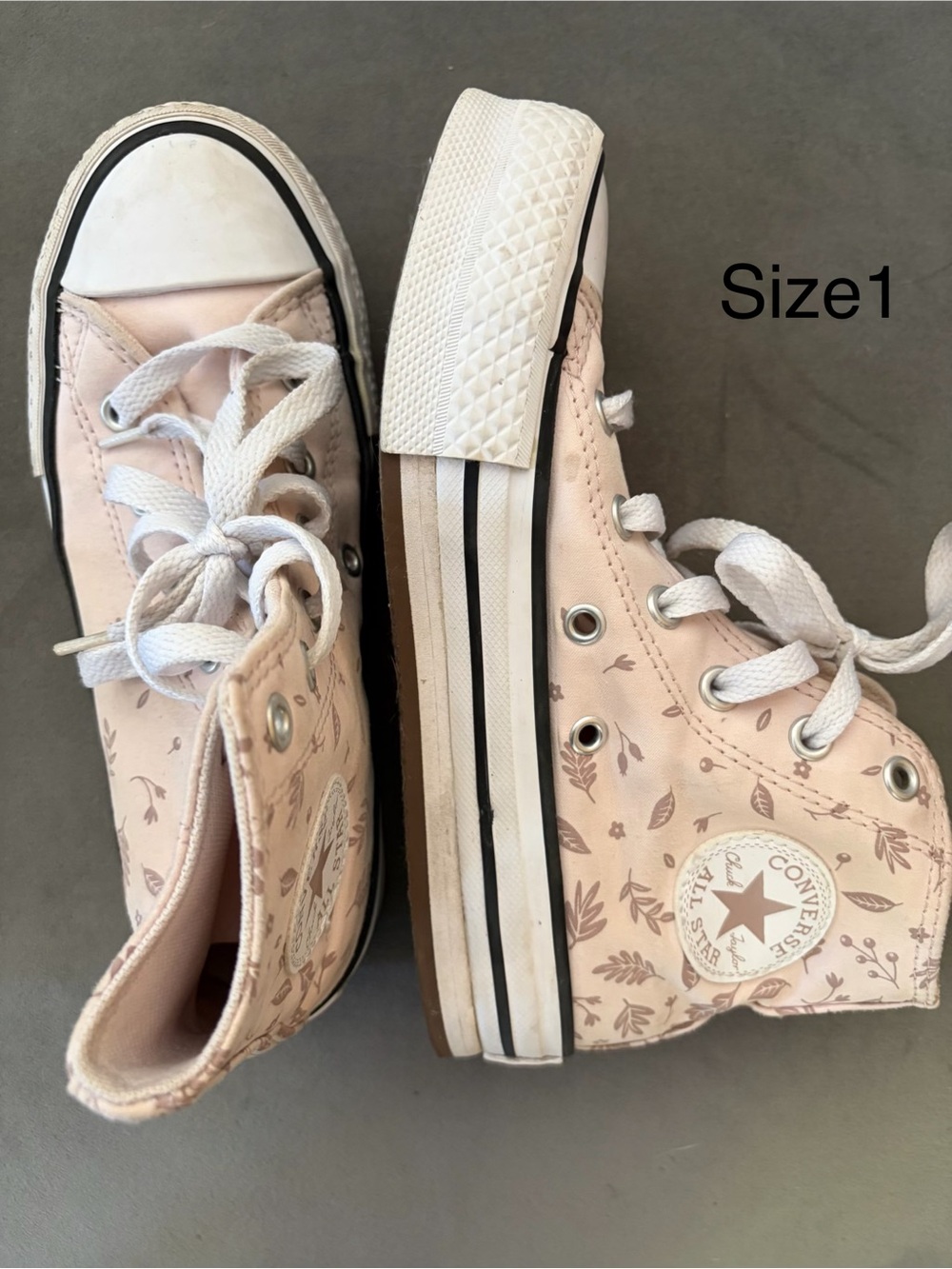 Girls shoes